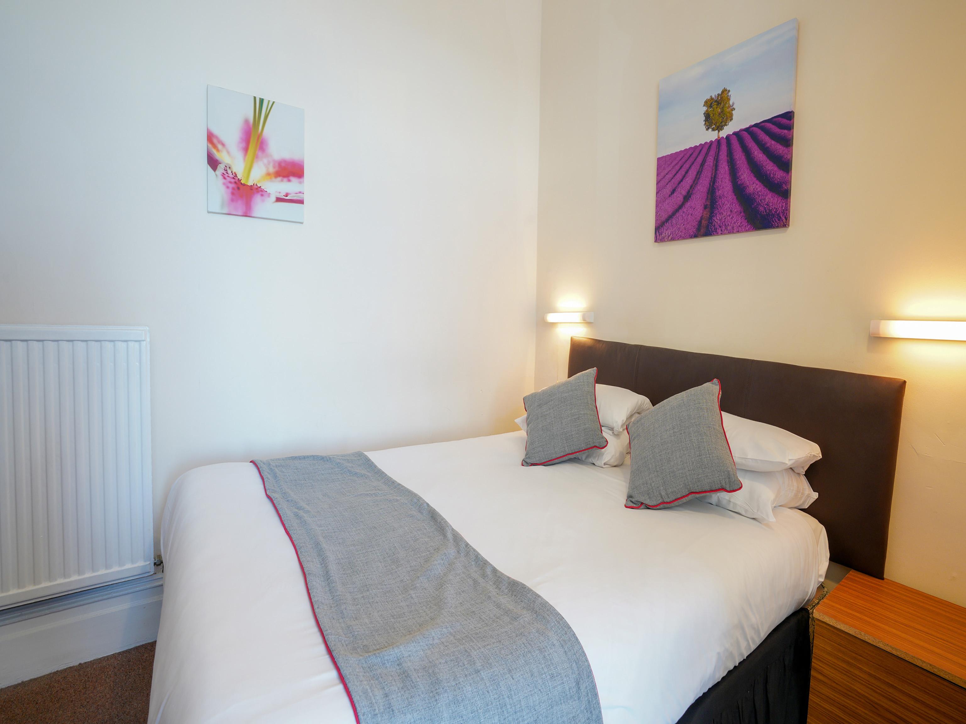Oyo Shanklin Beach Hotel Экстерьер фото