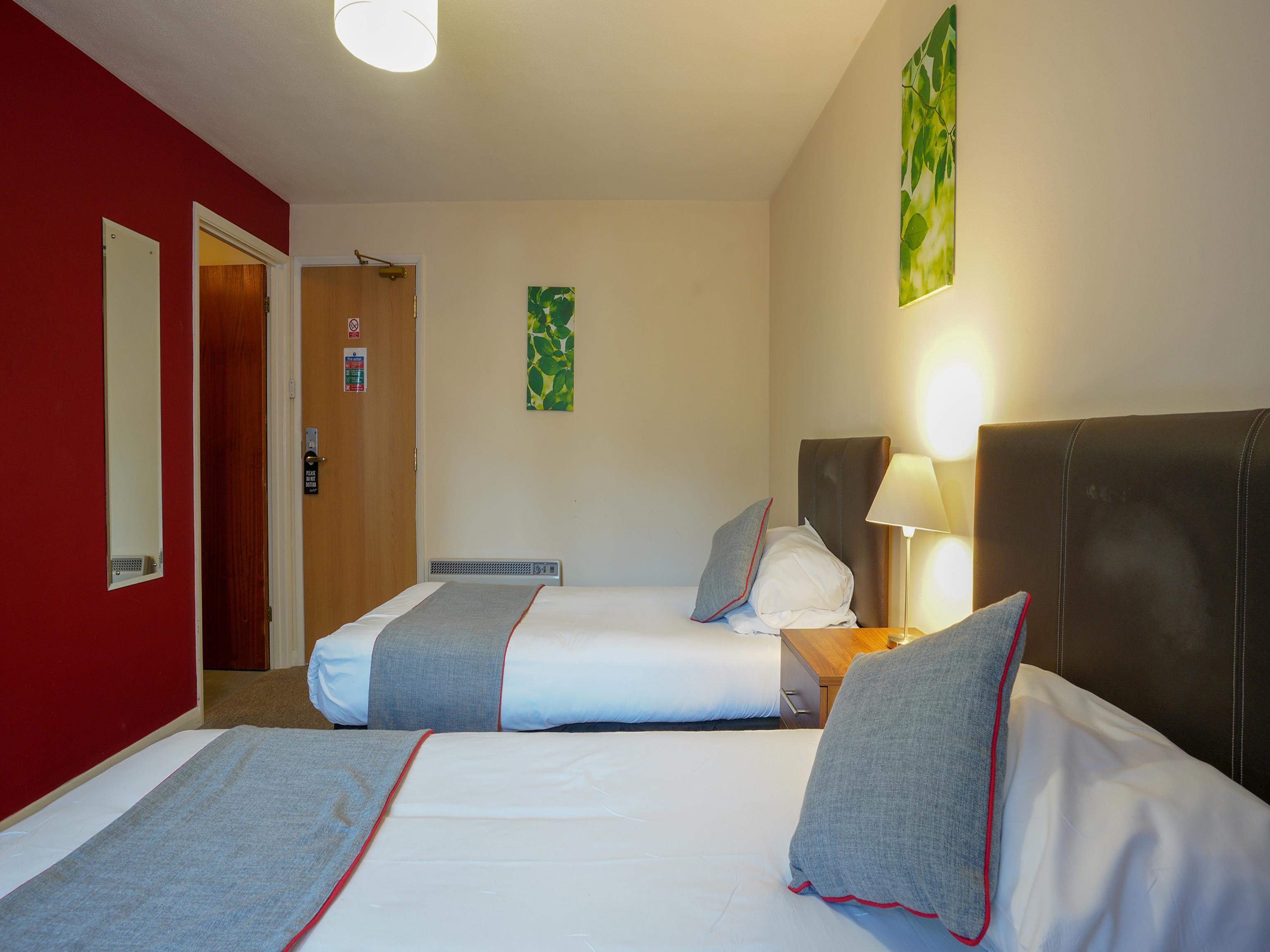 Oyo Shanklin Beach Hotel Экстерьер фото